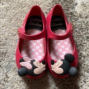 Mini Melissa - toddler size 7